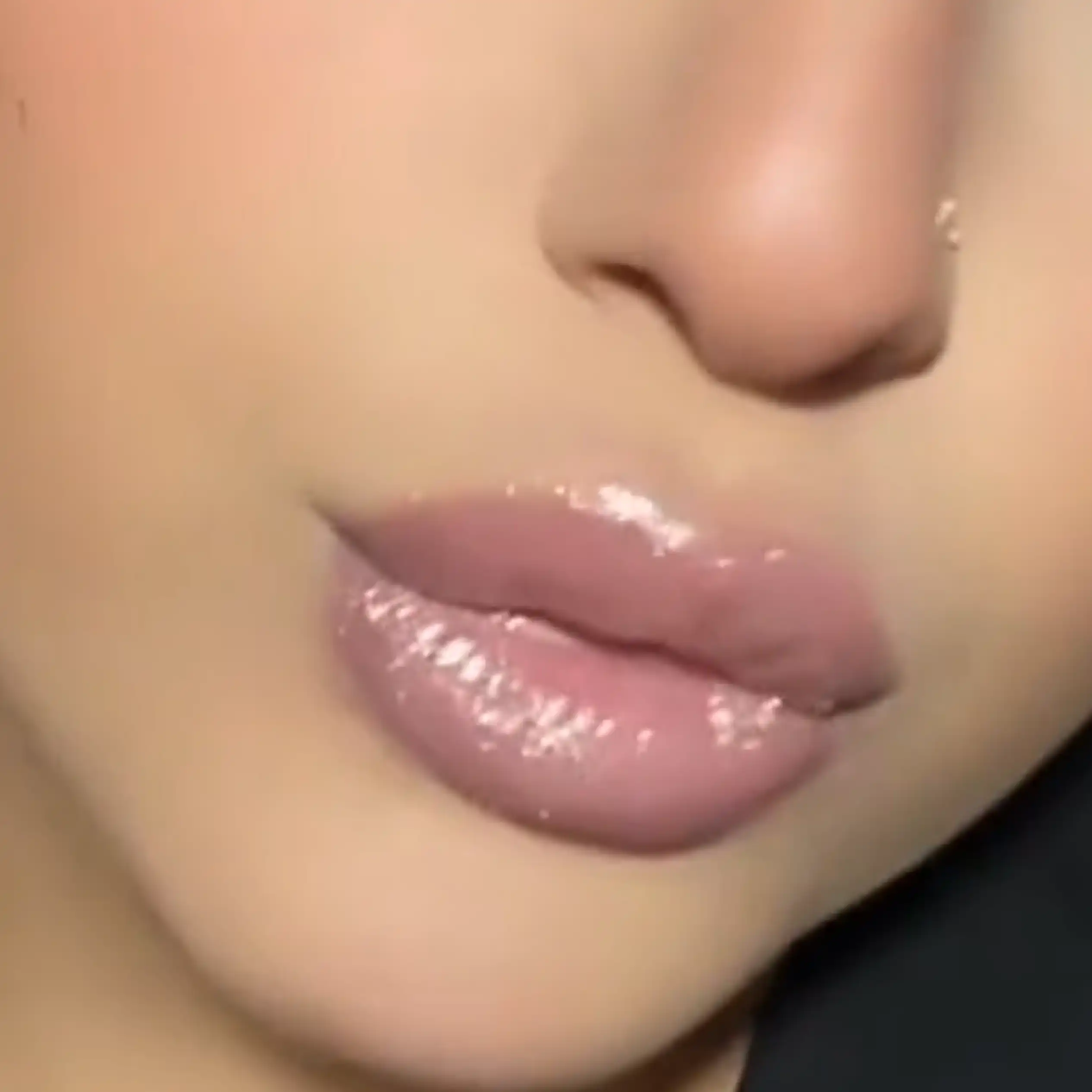 لیپ گلاس کیکو شماره 27 Pearly Lavender اورجینال