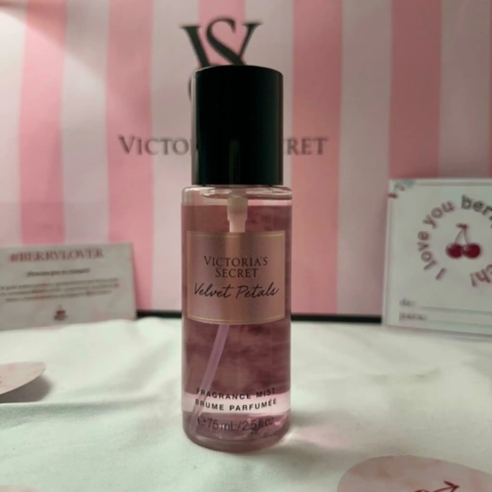 بادی اسپلش مینی ویکتوریا سکرت Velvet Petals اورجینال 75 میل