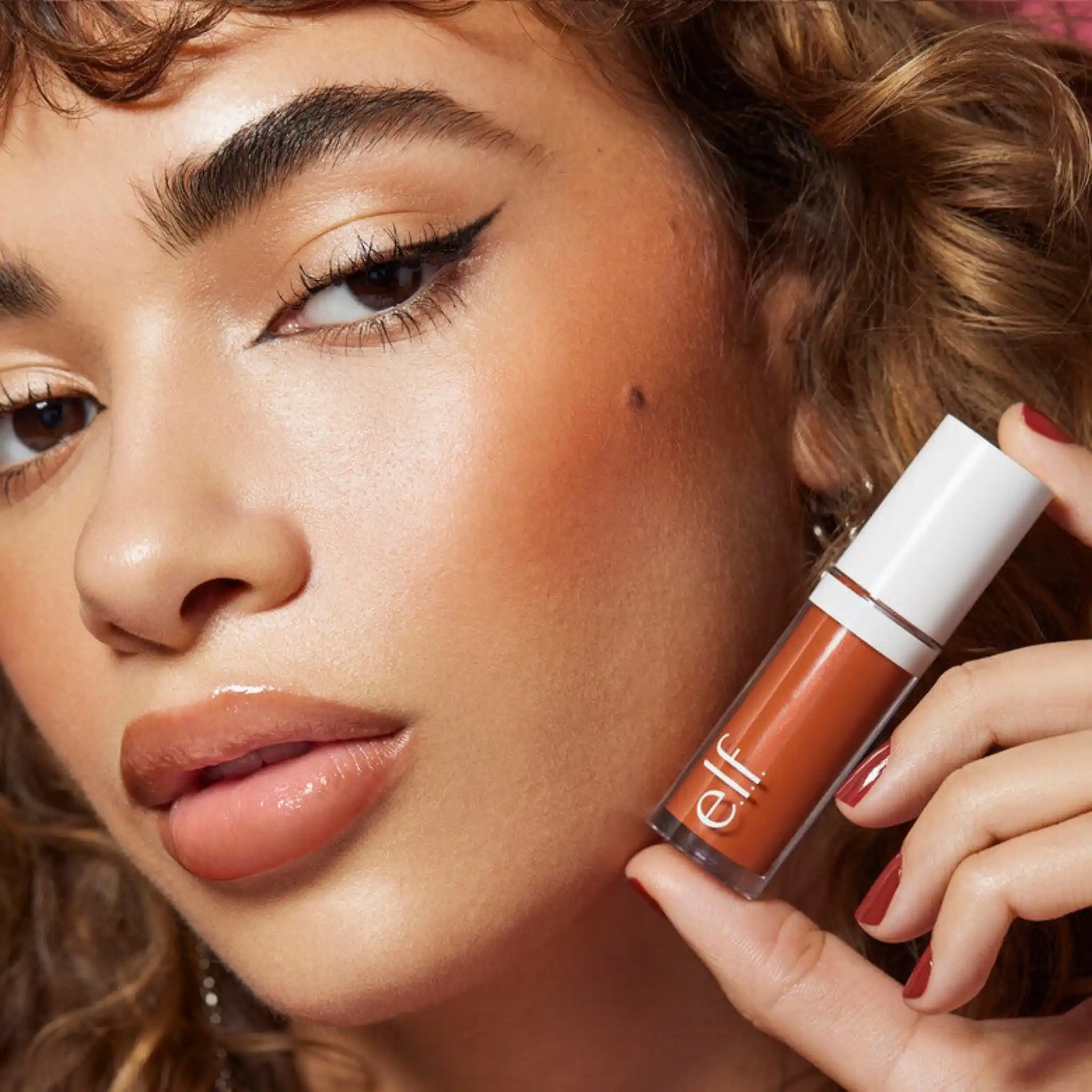 رژگونه مایع الف رنگ Bronze Bombshell